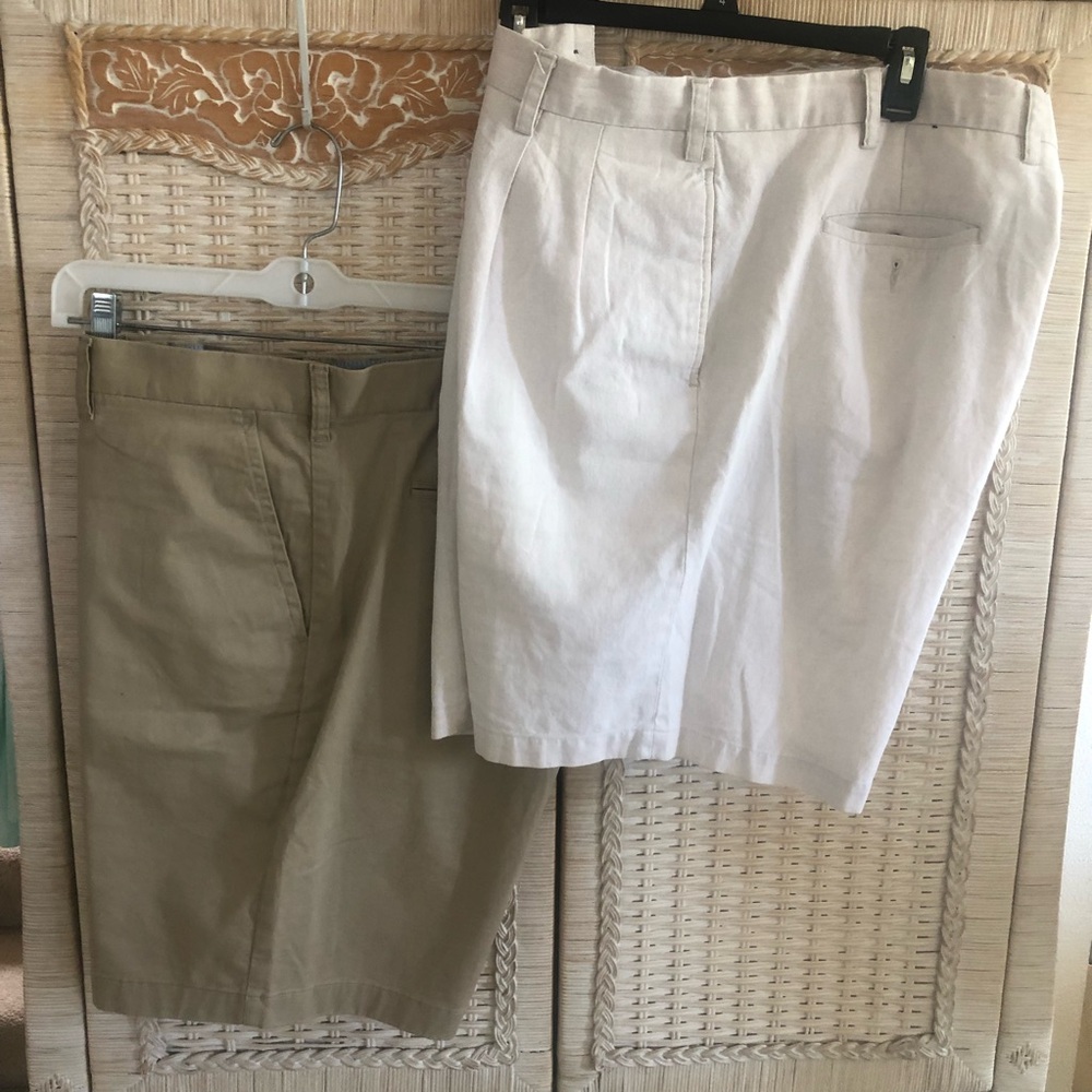 Men’s Shorts Sz. 40  LOT of 2  Tommy Hilfiger & IZOD